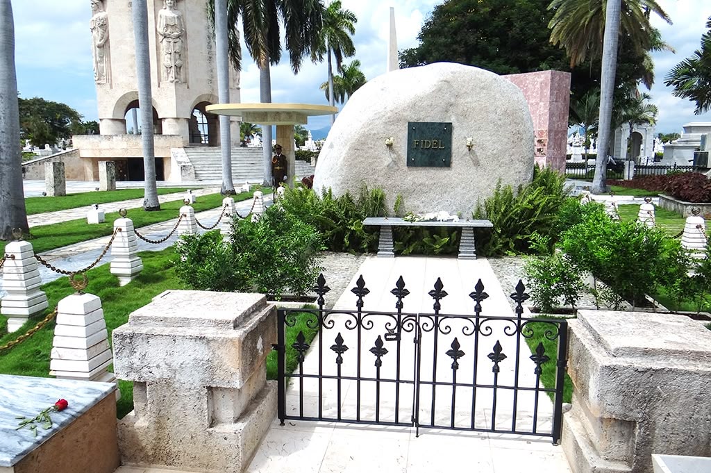 Santiago de Cuba - Cementerio Santa Ifigenia - het graf van Fidel Castro