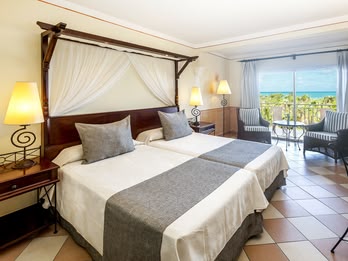 Standard room with sea view