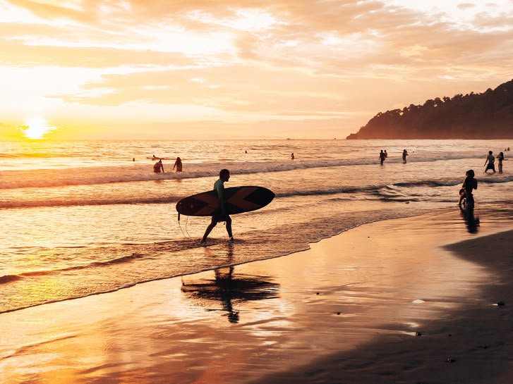 Un surfista en Costa Rica